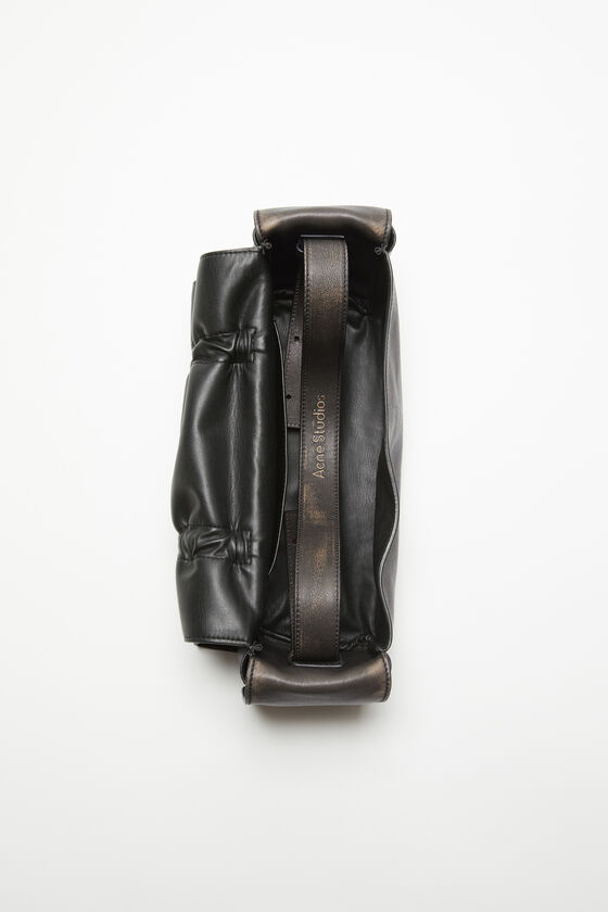 (image for) Powerful Multipocket bag